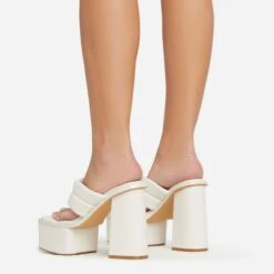 EGO Edge Padded Thong Strap Detail Square Toe Platform Block Heel Mule In Cream Faux Leather -EGO shop 06 01 23 fw42050 sq