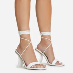 EGO Move-On Lace Up Square Toe Curved Chain Link Heel In White Faux Leather