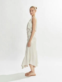 Isla Satin Midi Skirt Pearl -EGO shop ZHGiRmyJ9sLDsjkwVyDqbeUCM 61617.1710761449