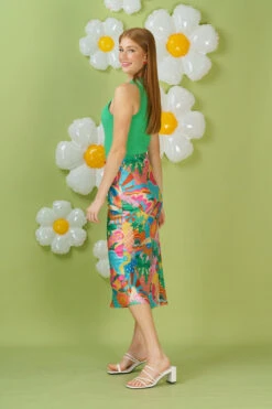 Wet N Wild Slip Skirt -EGO shop apL0SYkq41UDtPYgxLTqF6nxA 03226.1709984632