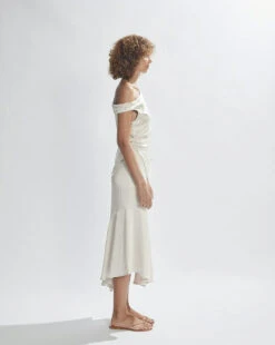 Isla Satin Midi Skirt Pearl -EGO shop nTpf D r6YacfkCntOlxXwkNE 07377.1710416596