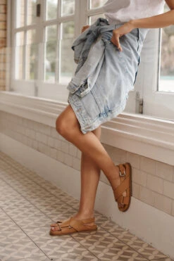 Viola Footbed Tan -EGO shop u2k2y0VkoWF8DNuA4ScsdjE w 64555.1710847774